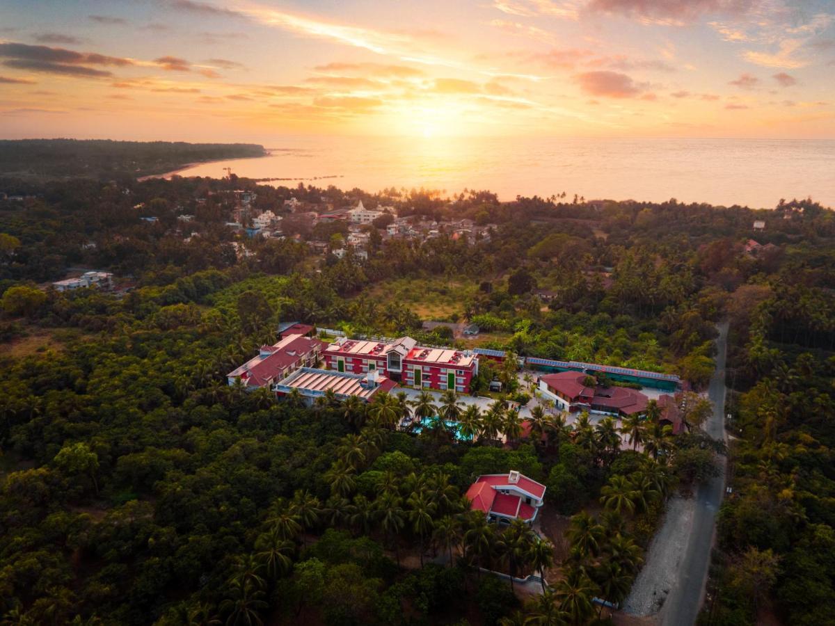 Treat Beach Resort Bordi Экстерьер фото